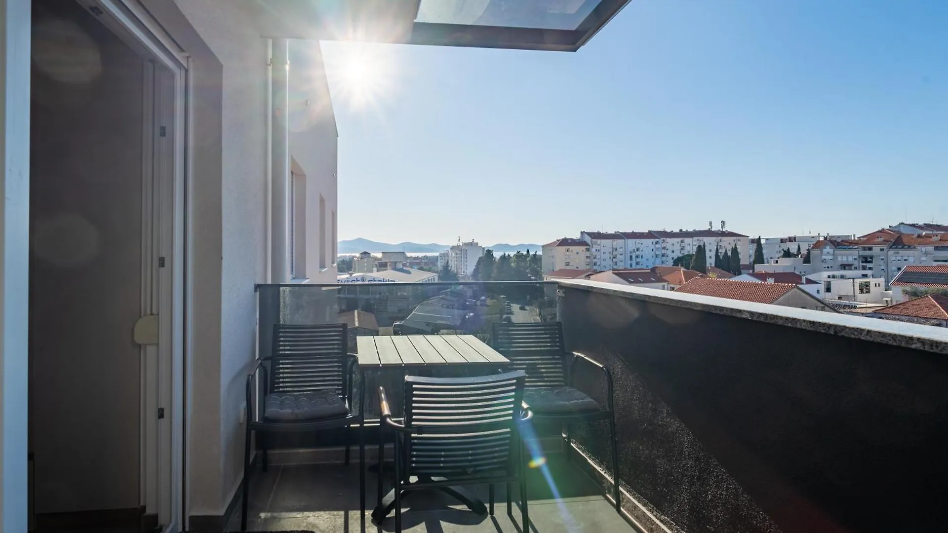 Zara Penthouse With Top Roof Terrace And Hot Tub Apartment Zadar